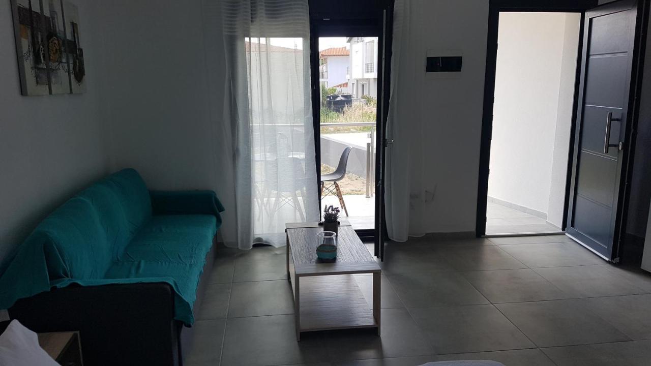 Erika Boutique Apartments Никити Екстериор снимка